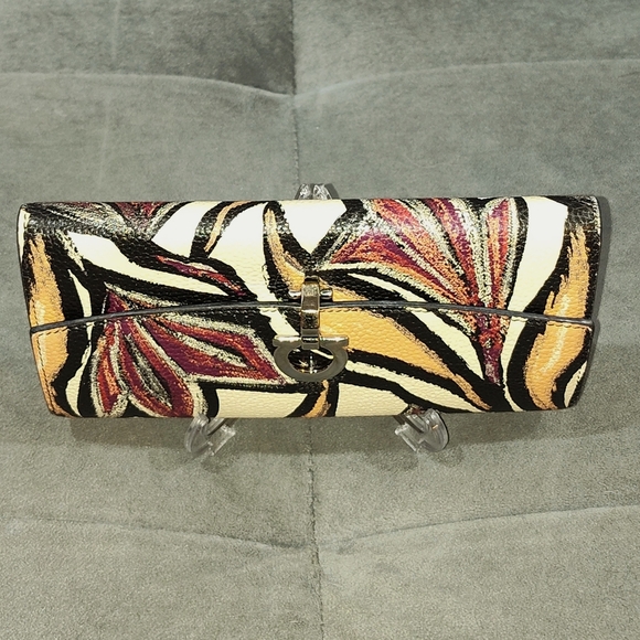 RARE SALVATORE FERRAGAMO GANCINI FLORAL PRINT CONTINENTAL LONG WALLET EUC - Picture 7 of 16